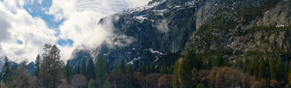 Panorama from Yosemite Valley in winter.

cpburrows.com

#yosemite #park #california #nature #landscape #panorama #photo #photograph #photography