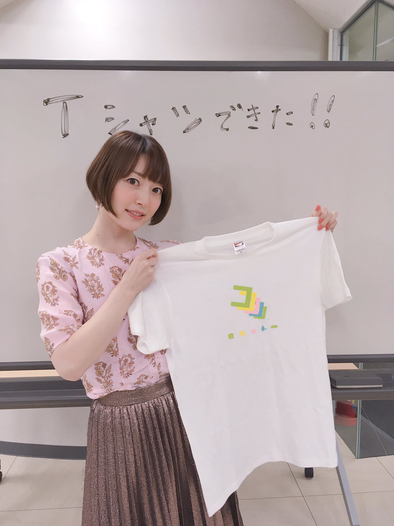 花澤香菜 LIVE TOUR2024 ツアーTシャツ Aタイプ 花澤香菜 على X: