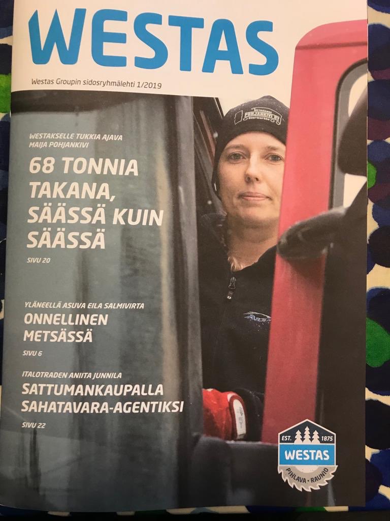 SatuHarkonen's tweet photo. Kaikkien meidän metsäalan naisten puolesta,kiitos @pekkakopra ja #Westas 👍 Ammattilaisia joka lähtöön, kaikissa artikkeleissa esillä osaava nainen. #esimerkki #metsäala @Sahamiehet @SuomenSahat https://t.co/lc8GGZ4FSQ