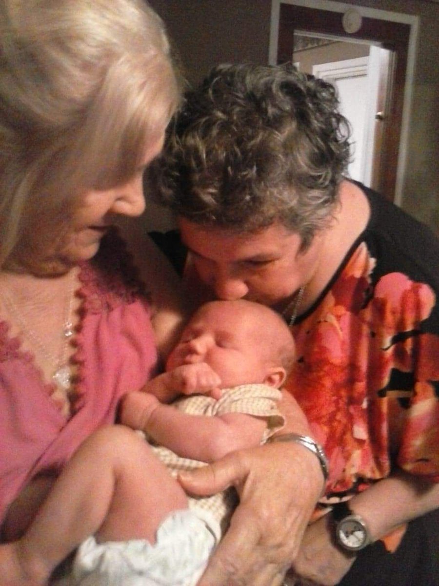 JenniferRobeso7's tweet image. my mom Shirley and sister denice