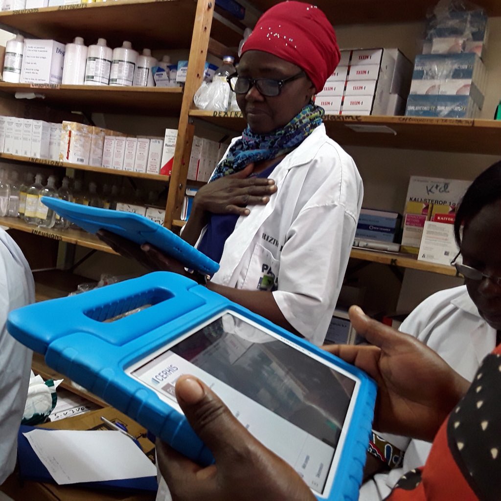 CERHIS_org's tweet image. Trainings are a privileged moment to get #feedback on the #software. Thanks to the #configurability of CERHIS, it is then easy to adapt the forms to answer the needs of the staff. Lastly, we did #trainings in the #drug department and the #lab of @hpnkivu. #healthapp #ehealth #d4d