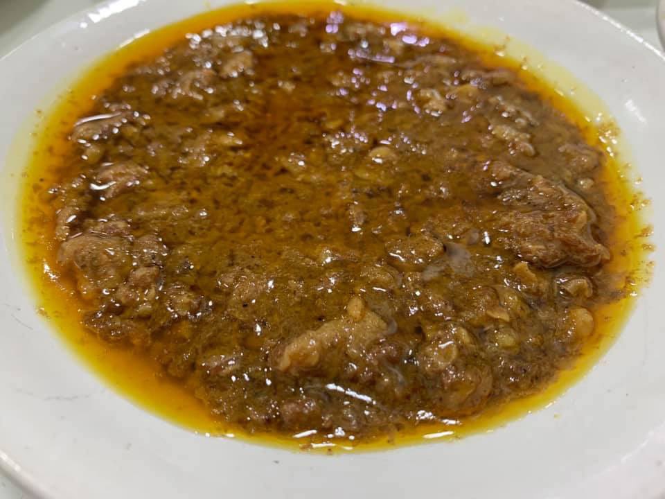 rajesh_tara's tweet photo. #Mughlai #Breakfast sojourn in Kolkata : #DalGosht, #MuttonStew,  #MuttonKeema #BeefChaap, #DalPoori &amp; #Halwa. Amazing food, great company, cool morning walk and a pocket friendly meal. 

The wonderful breakfast for two of us cost us just 350/-   

#MagicofFlavours https://t.co/YWXUkI8MBb