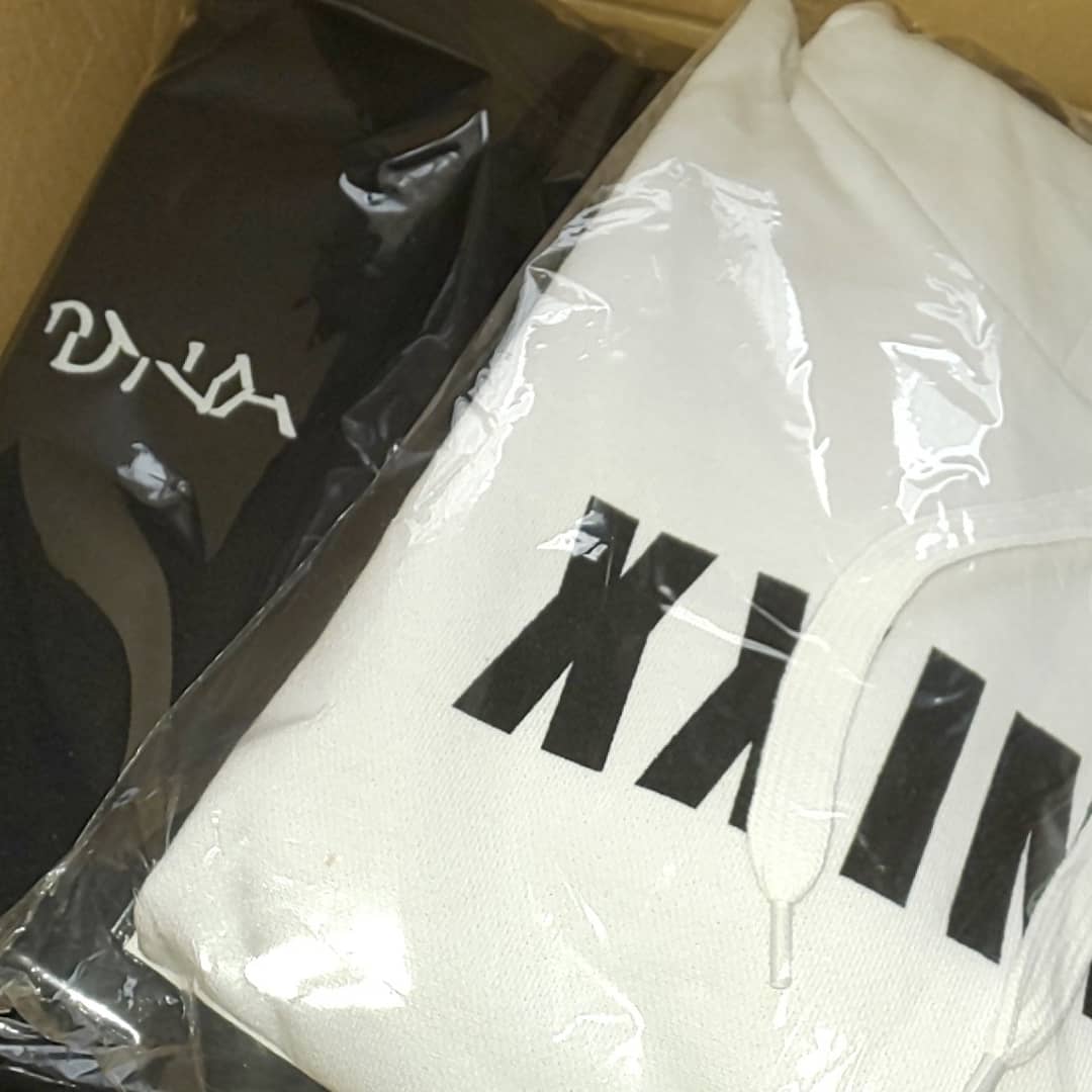 kodakumi9303's tweet photo. ライブDVD&CD
パーカー届いた\(^o^)/
#DNATOUR2018
#倖田來未 #くぅちゃん
#KODAKUMI #DNA
#倖田組 #playroom
#北海道組員 #北海道倖田組 https://t.co/N2mUiI975X
