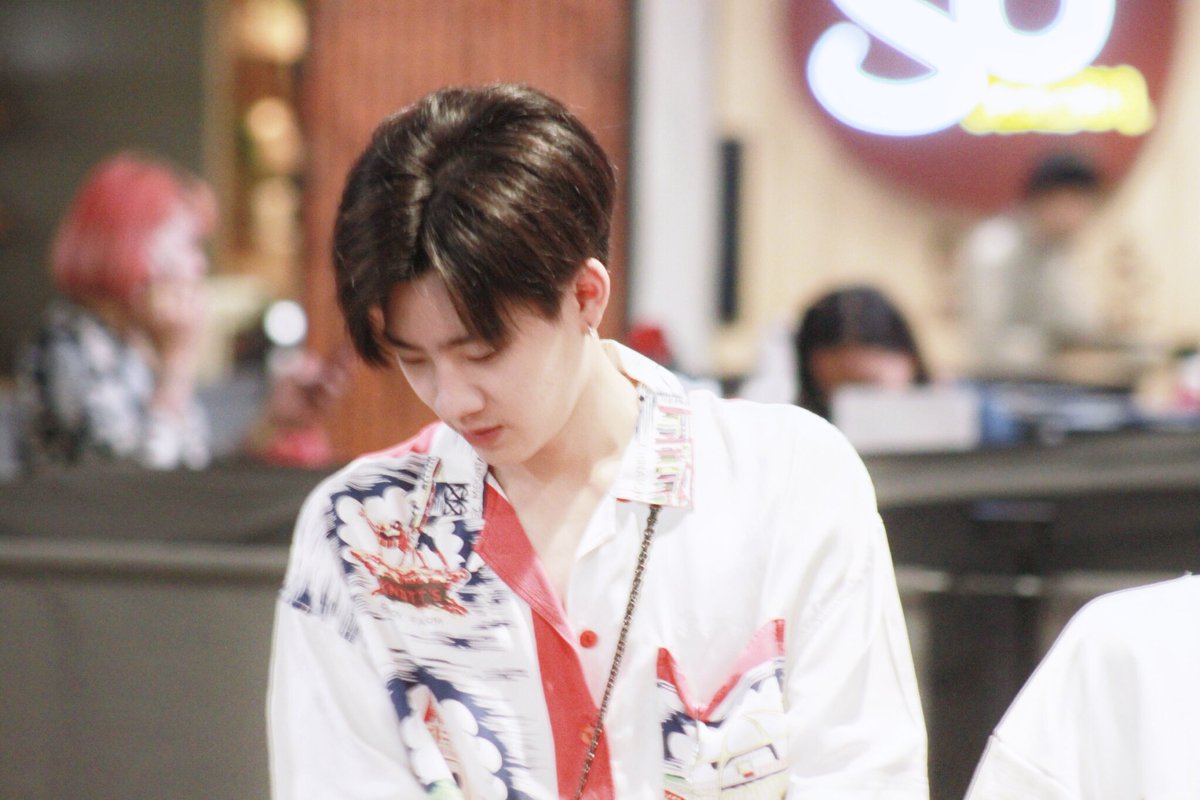 — 𝟏𝟗𝟎𝟑𝟐𝟎𝟏𝟗 : <a href="/off_tumcial/">ออฟที่แปลว่าปิดประตูแพ้</a> 🌚
พ่อจ๋าา อย่าก้มบ่อย น้องใจไม่ดี
#ออฟกัน #ป่าปี๊ไม่ได้หล่อขนาดนั้น  #3yearsOffGunMadeOurDay —