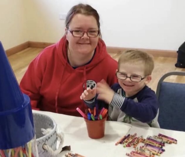 LorenaHall77's tweet photo. #lotsofsocks #worlddownsyndromeday #takepartinart
This pic of beautiful H with myself taken at one of my favourite days of the year when I provide the arts and crafts at Lincolnshire Down syndrome support group. โค๏ธ https://t.co/MaUIXWp8oW