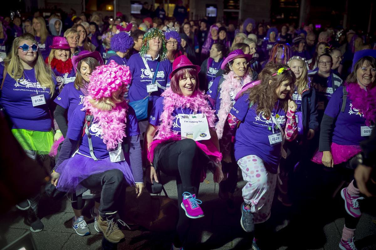 CHSW's tweet image. @piratefm Today is #InternationalDayofColour and we can't wait to turn #Falmouth purple next weekend at our Moonlight Memory Walk! Still time to sign up! #CHSWMoonlight ow.ly/xrl430o7LgF
