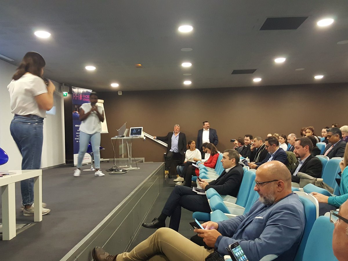 marcriedel_'s tweet photo. #RHHackentledigital #paris c'est parti !
🤘@aum_biosync dans la place ! 🤘#RHHD https://t.co/TlTYYU5Hav