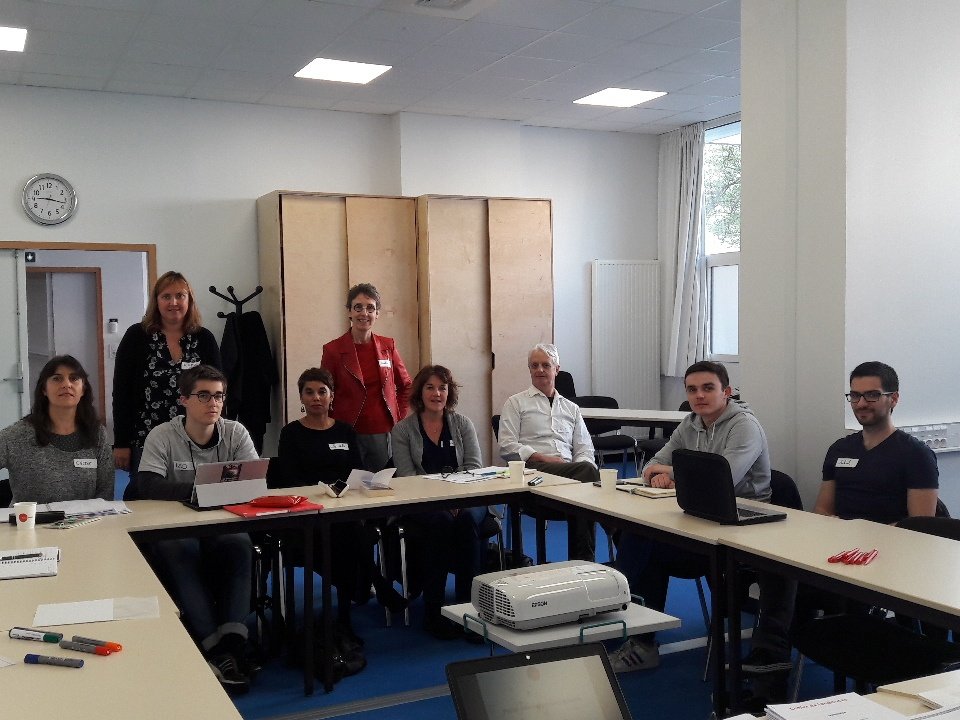 🤔♻️Aujourd'hui au Crous, réflexion sur le développement durable en Cafet avec des élus étudiants @UnivRennes1 <a href="/UBO_UnivBrest/">UBO - Univ. Brest</a> <a href="/UBS_universite/">UBS_universite</a> <a href="/UnivRennes_2/">Université Rennes 2</a> <a href="/Cnous_LesCrous/">Les Crous</a>