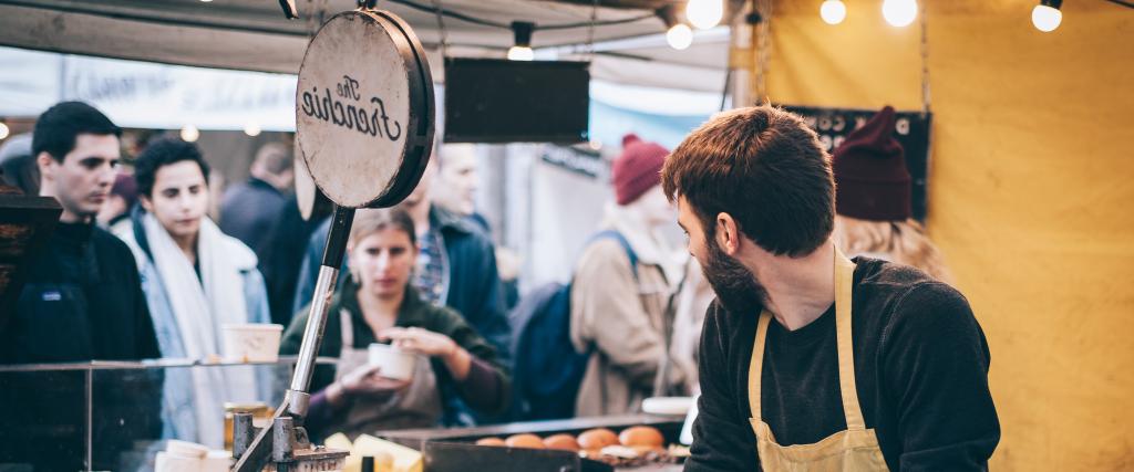 When setting up a scheme, advisers must consider workers employed by the business, not just employees. In our knowledge hub article we look at how employment status determines a person's rights to employee benefits. bit.ly/2G9MQyQ