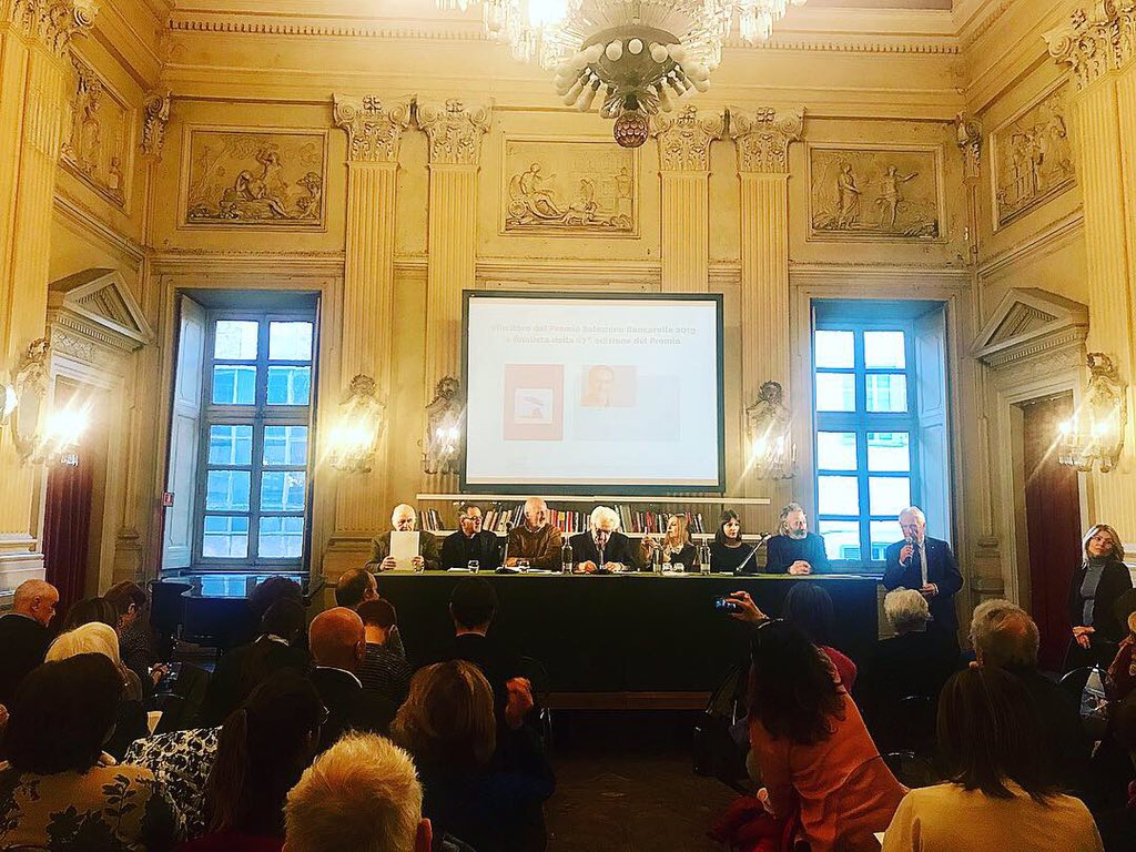 FraRodella's tweet image. A quanto pare è iniziata una nuova avventura. Una bella avventura 💥
#premiobancarella2019
#vitadaufficiostampa