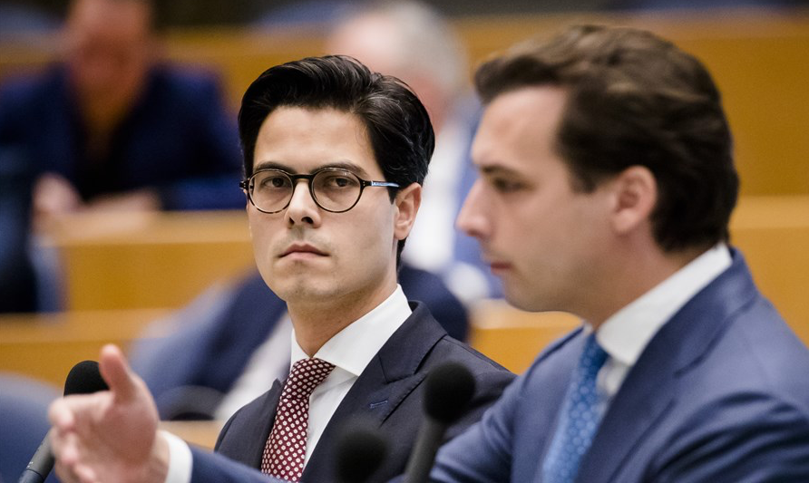 Politiek tweet media