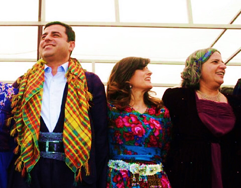 Basak__Demirtas's tweet photo. Zulme ve  zalime direnenler , tarihin her döneminde hep kazandılar  ve yine kazanacaklar.#NewrozPîrozBe https://t.co/JTpCRsQqLf