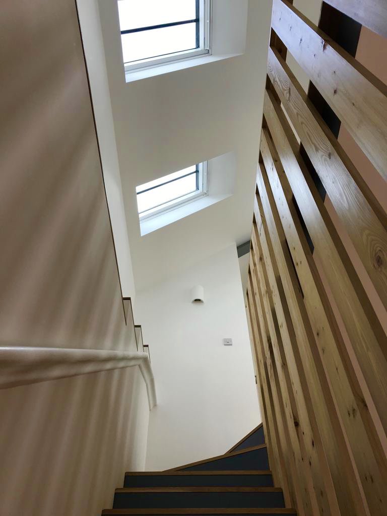 BuildingDevon's tweet photo. Our second barn conversion project in Chagford is now complete and looking beautiful. Well done everyone #barnconversion #dartmoorliving @GoGreenEngineer #contemporaryhomes https://t.co/Qzw3x9BWq3