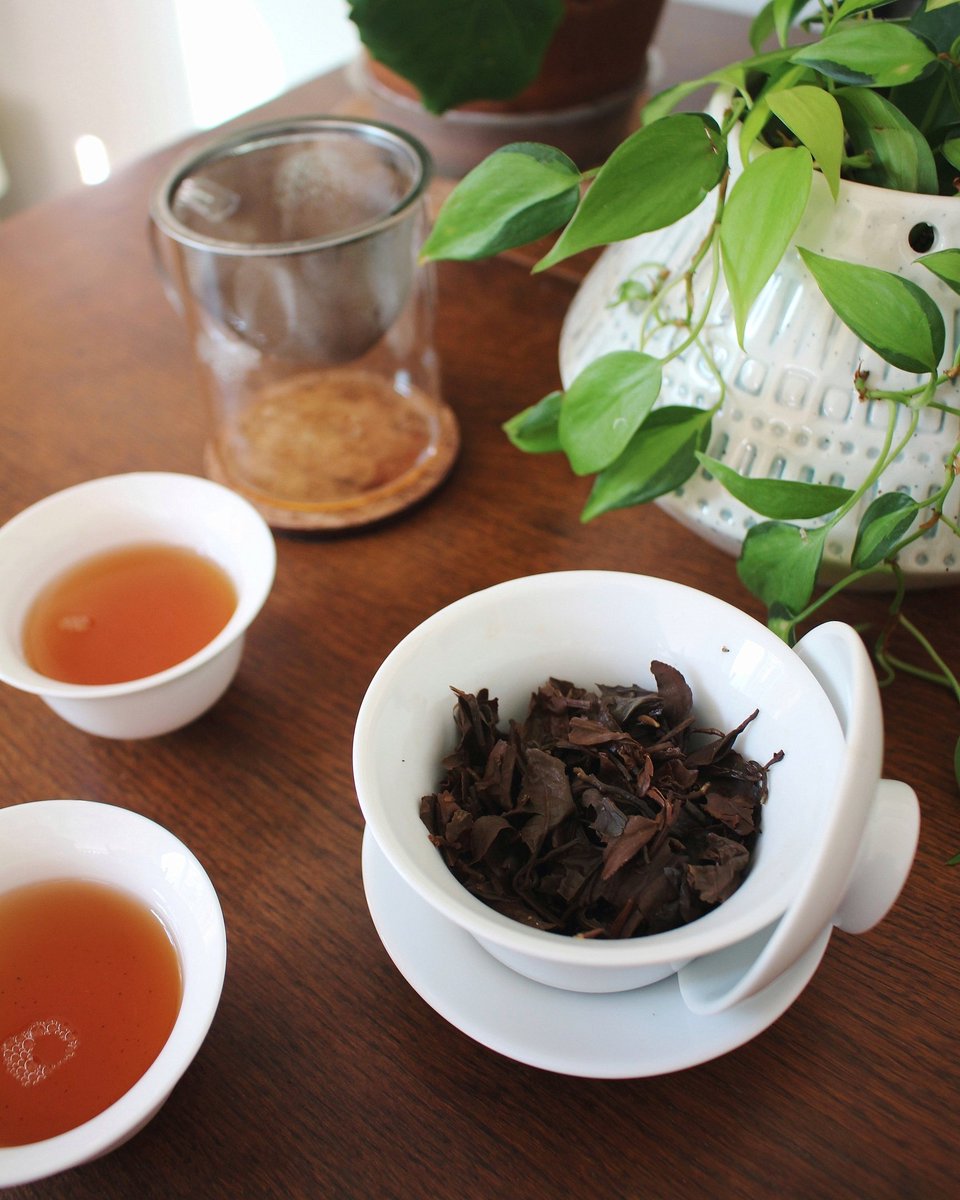 Third infusion of <a href="/FieldtoCup/">Field to Cup</a>'s Formosa Bai Hao 🌿This oolong was included in their March Adventurer tea box along with four other teas. Looking for an easy way to try new, quality teas? Use the code TEAJOURNAL20 for 20% off of your first <a href="/FieldtoCup/">Field to Cup</a> box. 🙌🏼
