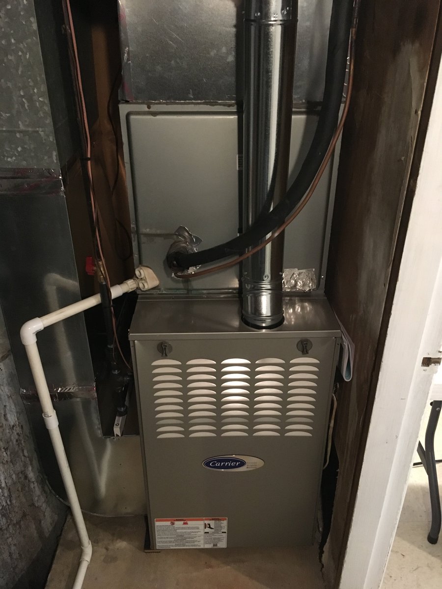LammersHeating's tweet photo. Awesome job by our guys on this furnace change out and water heater vent pipe repair. #Carrier @CarrierAtHome @CarrierLakes https://t.co/jBCioMp4VK