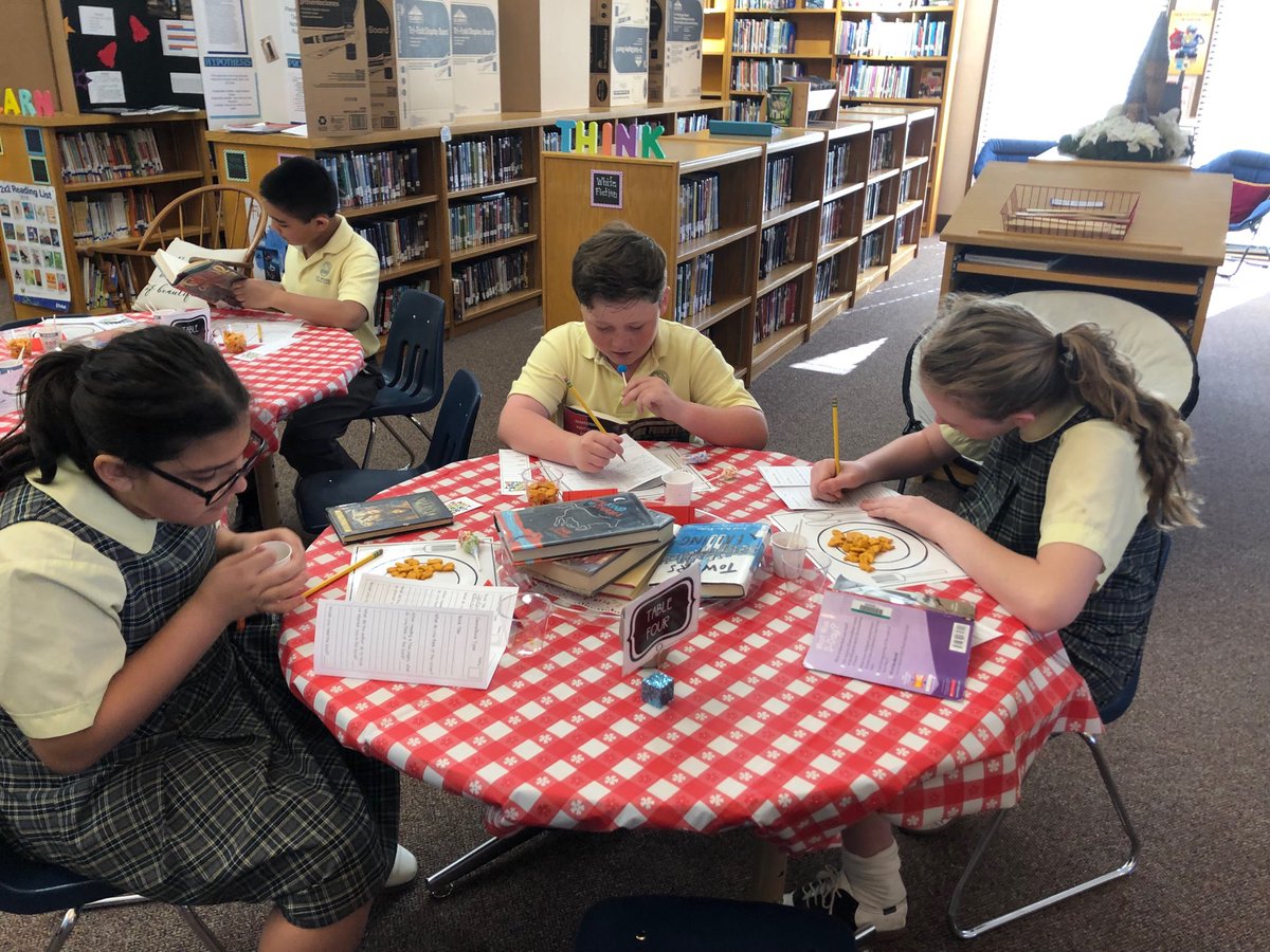 mark_library tweet picture