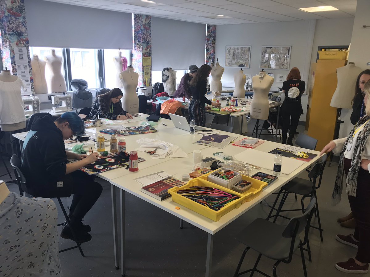 gi_icc_idc's tweet photo. Some great fashion designs coming out of the inter college comps! @gicreativearts #intercoll19 https://t.co/6QBhs6VBGB