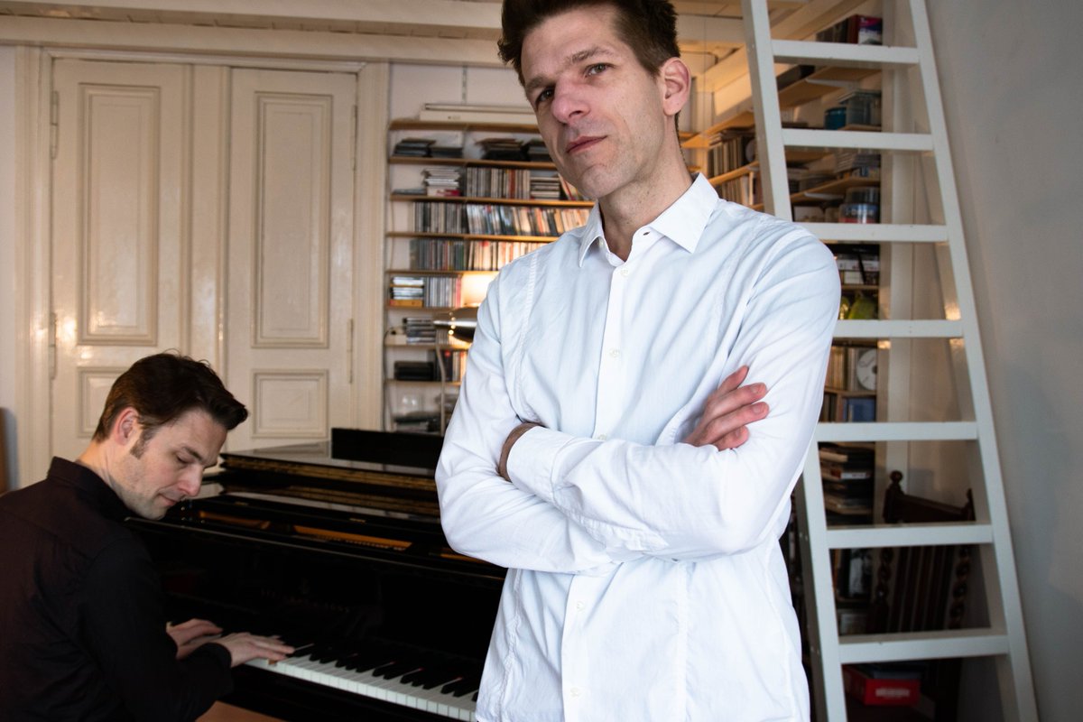 Only a few days more and we are going to leave Berlin, to start our US-Tour 2019! Who of you already got tickets? 😍 #Pianobattle