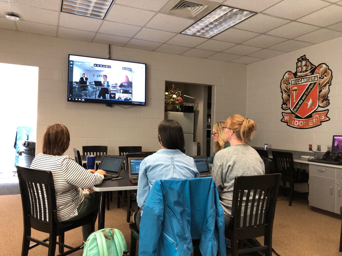 kfulmer's tweet photo. Great when tech lets Central office,HHS & SP have face to face curriculum collaboration w/out travel #HCSELI #HANGOUTS https://t.co/i5iUFAScAs