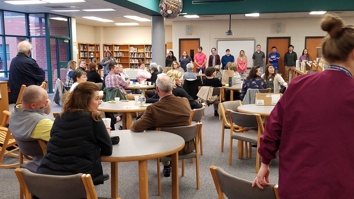 DMHSmc's tweet photo. Western Rock Chamber of Commerce meeting @JonWilliamsEdu https://t.co/Mk70V1O9cA