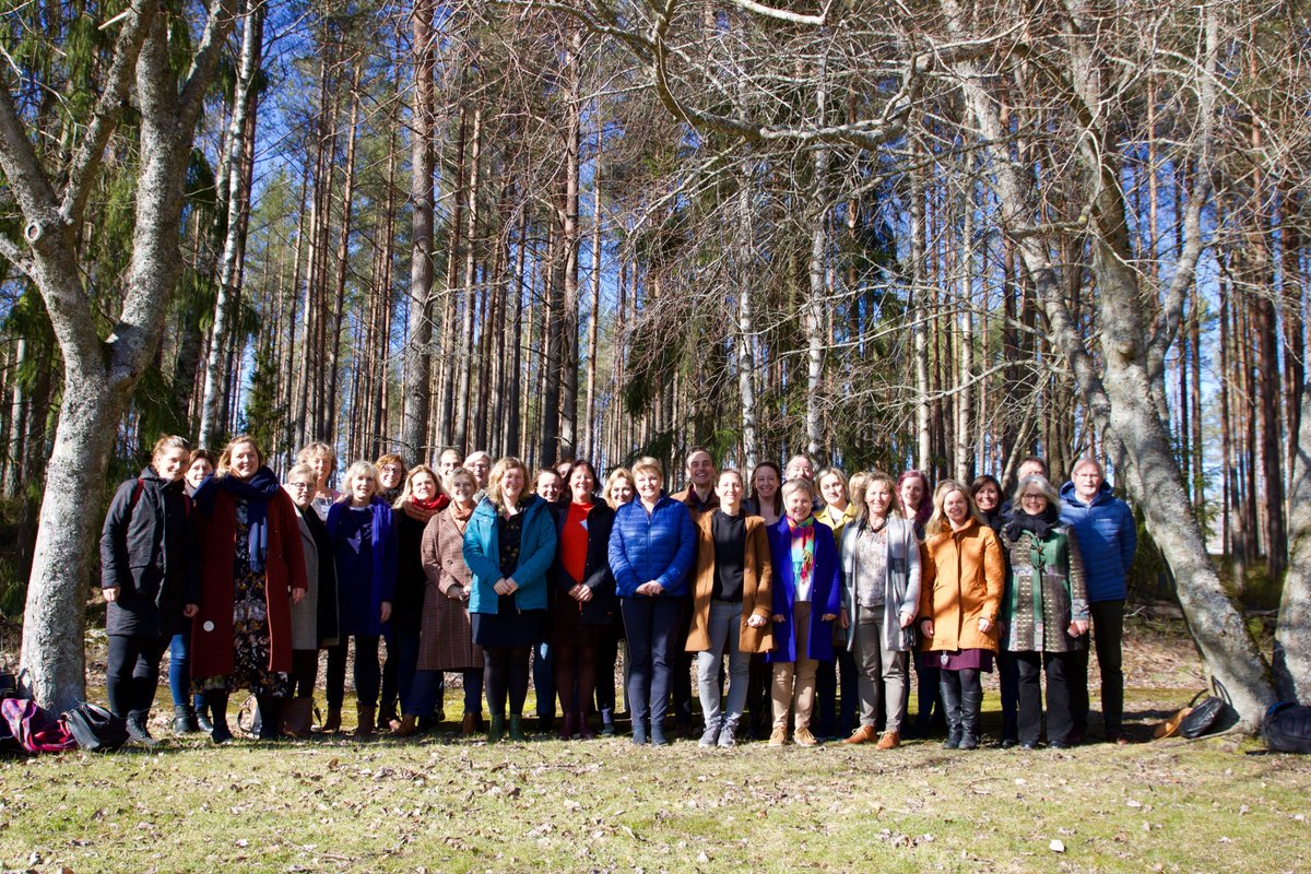 InForCareEU's tweet photo. Thank you #Karlstad and @IntVarmland for hosting the #InForCare project this week! We appreciate learning more about new solutions for #informalcare and voluntary assistance. See all the photos here: https://t.co/A8iojZWi79
#interregtweets #interreg #interregnsr @NorthSeaRegion https://t.co/oD3V0FoyKA