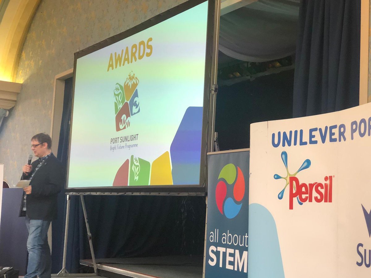 allaboutfutures's tweet photo. Unilever &amp; All About STEM #BrightFuture Awards &amp; Celebration Day:
 
Glynn Roberts (@UnileverUKI) opens the awards &amp; thanks students, teachers, Unilever staff &amp; @allaboutstem for their hard work &amp; for making today possible.

Tweet us @allaboutstem #BrightFuture 

#STEM @hulmehall https://t.co/9pkdvSdzY8