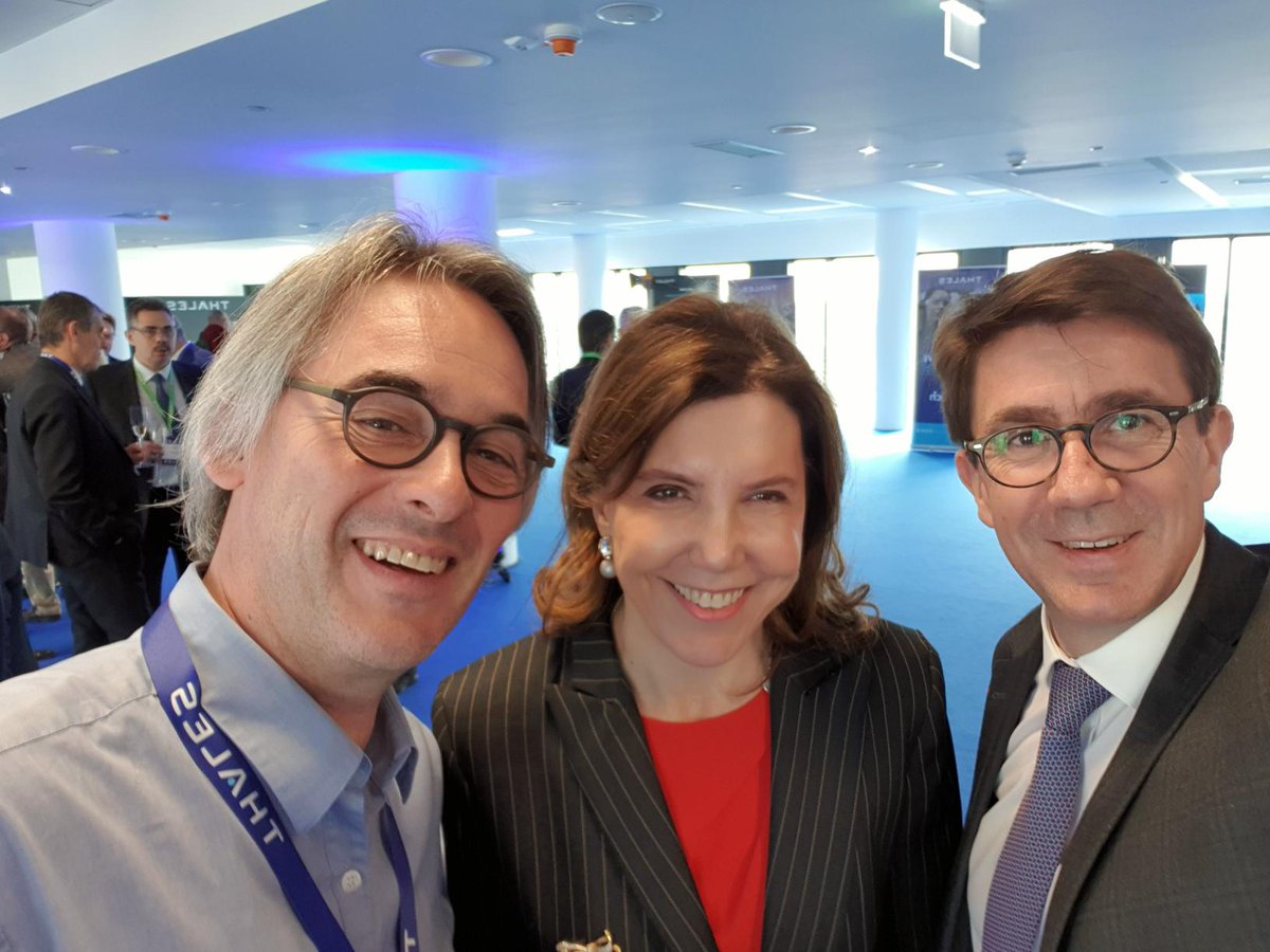 DavidTournadre's tweet photo. Happy to share this decisive moment with french ambasssador Michèle Ramis and Pierre-Eric Pommelet @thales COO

#thalesromania
#bigtechthales
@MinisteredesAe https://t.co/SB8NuBNFfe