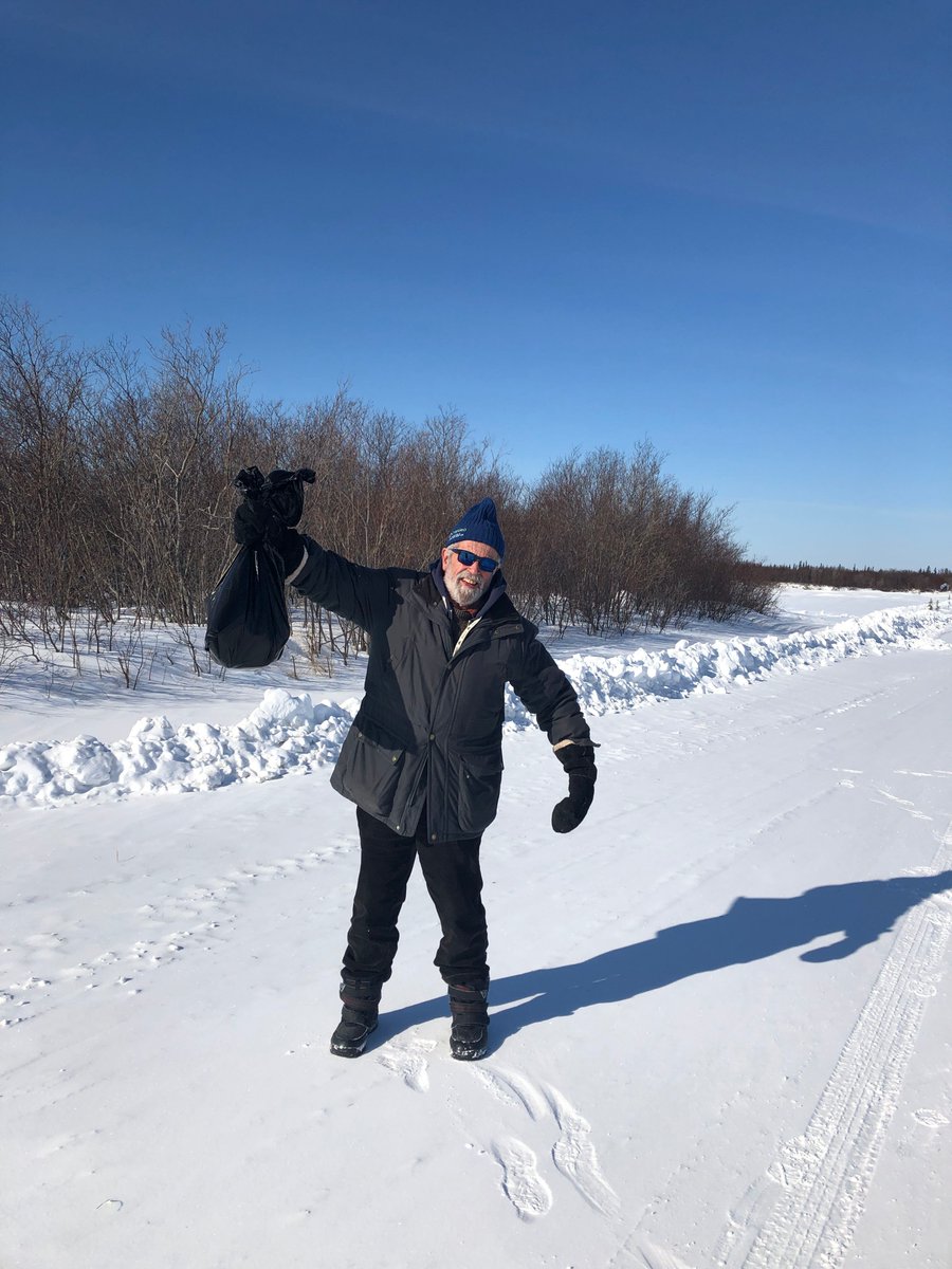 CreeGeoEd's tweet photo. #Trashtrackers on the winter road! #winterroadstreetview #TrashtagChallenge #trashtagchallenge2019 #mushguardians https://t.co/T6rx4NhCdI