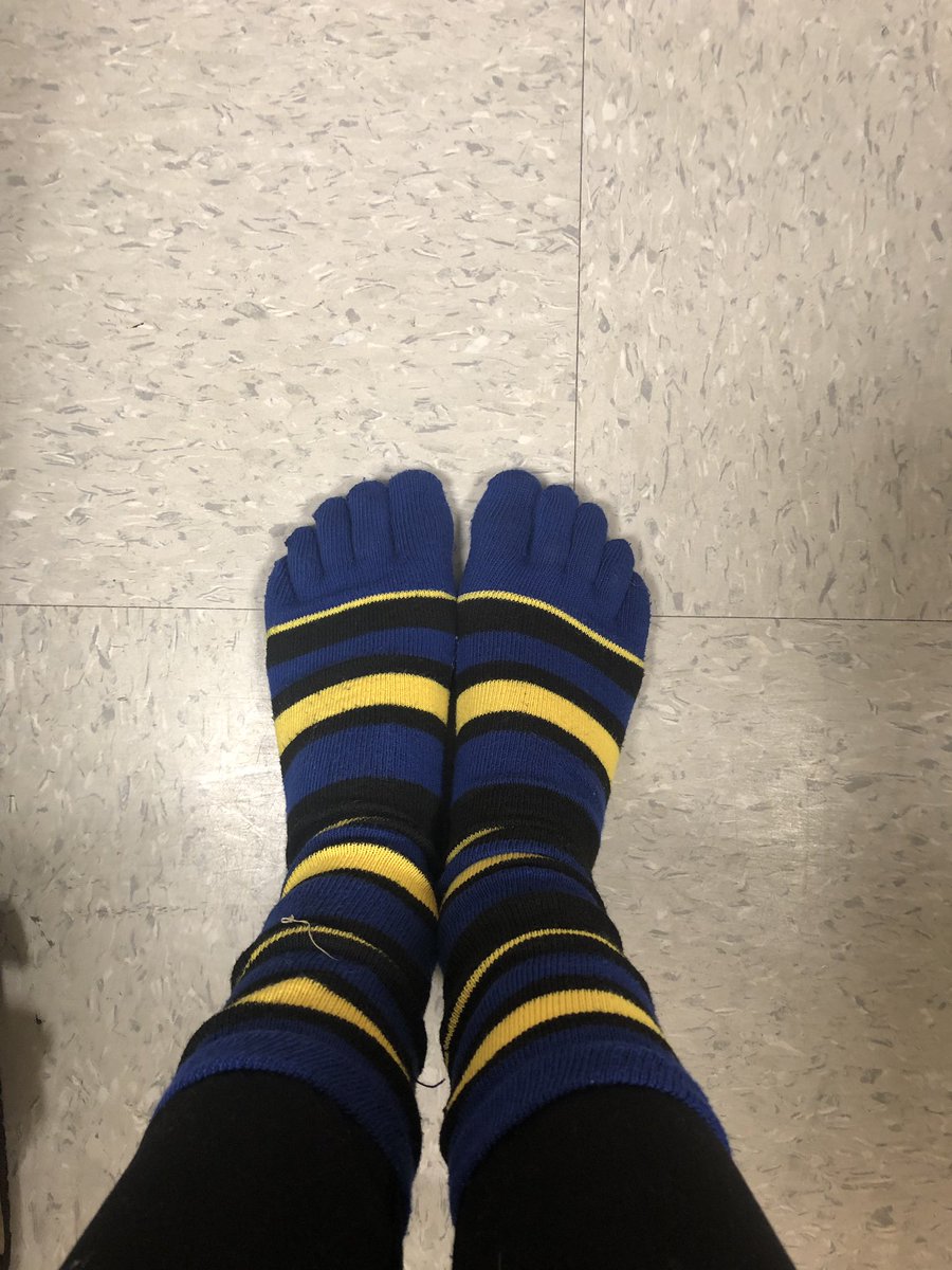 AubreyToppen's tweet photo. lets make a thread of crazy socks to support #WorldDownSyndromeDay https://t.co/0TOhxYFTXK