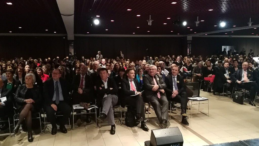 ChristianBruyen's tweet photo. Grand succès pour les 1ères Assises de l’#oenotourisme . Tous ensemble, fédérons les initiatives et les talents pour porter cette destination #touristique La #Champagne vers l’excellence mondiale.  @dptMarne @ADTMarne https://t.co/obmGKwMO9n