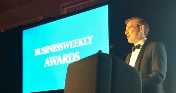 Celebrating regional entrepreneurship at the @businessweekly awards at @QueensCam last night, @tim_minshall gave an enthusiastic keynote praising Cambridge's 3Cs: creativity, collaboration and change. bit.ly/2TmLEcE #transforminginnovation @UCamEnterprise @Cambridge_Eng