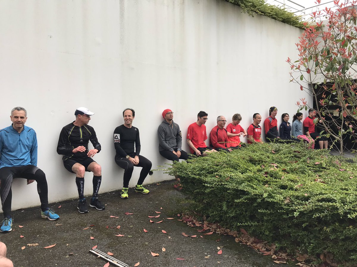CelineScordia's tweet photo. [Team Arkea Running] entraînement pour le @BrestUrbanTrail - les cuisses chauffent !!! 🏃‍♂️🏃‍♀️🏃‍♂️🏃‍♀️💪👍❤️#SportAtWorkByArkea @WeAreArkea https://t.co/IO4qnLw8gv