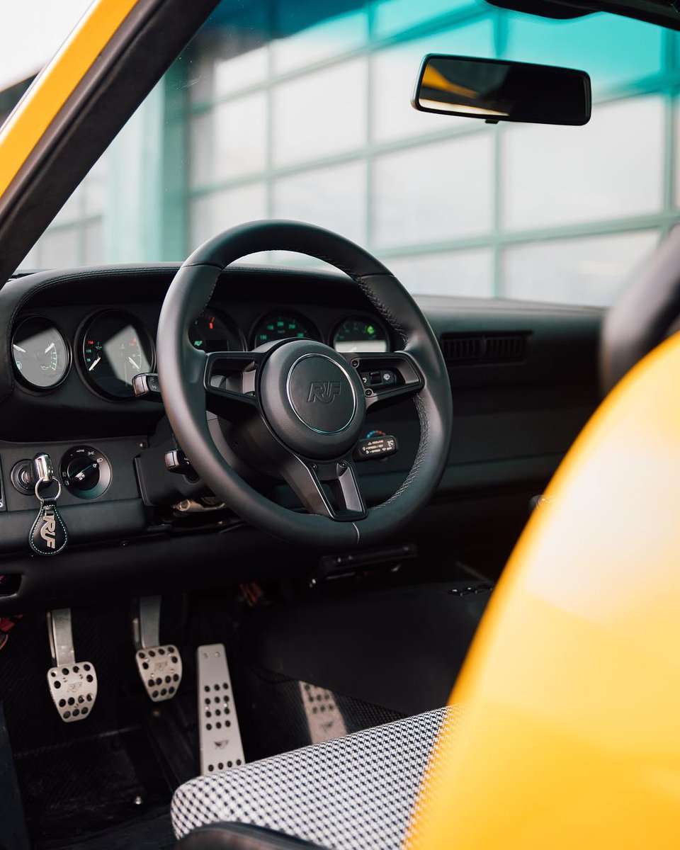 car_douche's tweet photo. Ruf CTR 2017 ⁣⁣
Ruf updated the CTR paying tribute to the original which was released 32 years ago. Only 30 units were made. New CTR is powered by a 3.6L water-cooled twin-turbocharged flat-6 engine producing 700 HP and 880 Nm(649 lb-ft) of torque.
#ruf #ctr #cardouche https://t.co/JGdaAwddhI