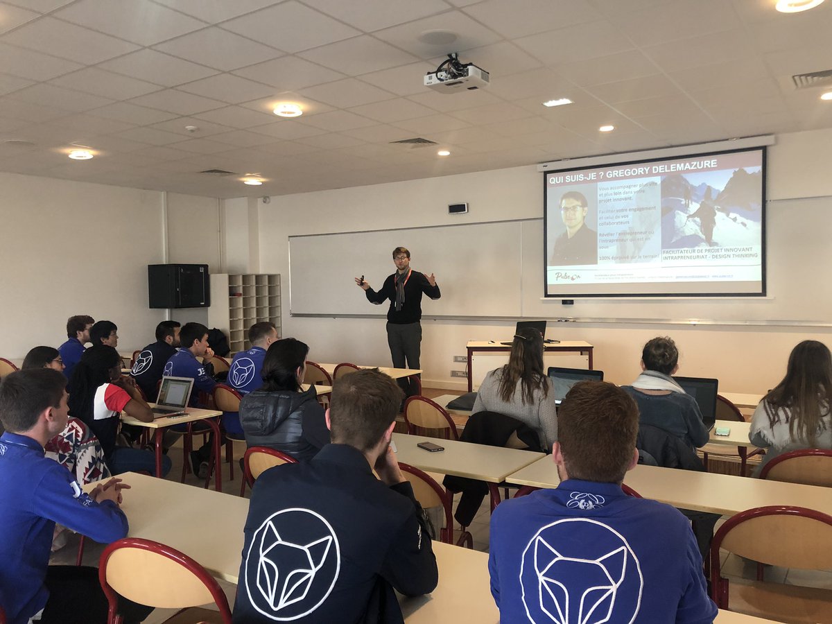 On commence l’après-midi par les formations « Osez passer à l’action » présentée par <a href="/LeneJacobsenDKF/">Lene S. Jacobsen</a> et <a href="/sylvain_mallet/">Sylvain Mallet</a> ainsi que « En quoi consiste l’intrapreuneuriat ? » présentée par <a href="/p_ulseon/">PulseON</a> 
#TeamSEIO🦊 #LCPE19 #WeAreJE #LCPE