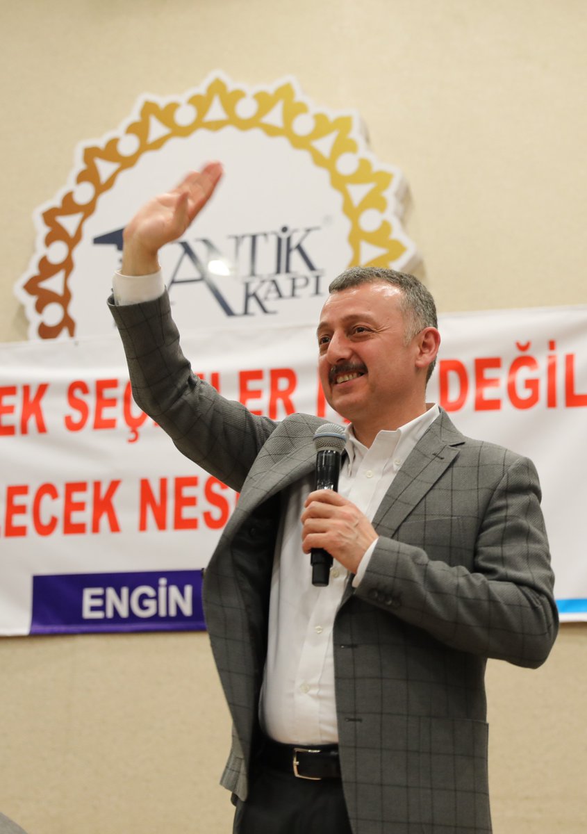 Tahir Büyükakın