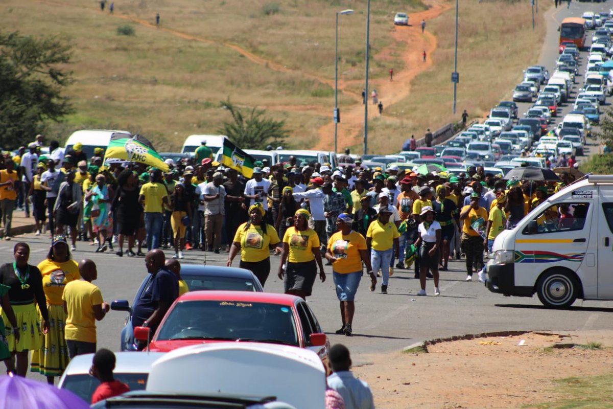 ANCJHB's tweet photo. @Geoff_Makhubo #FatsoFuneral #RipFatso #humanrightsday https://t.co/M6dewvXs6H