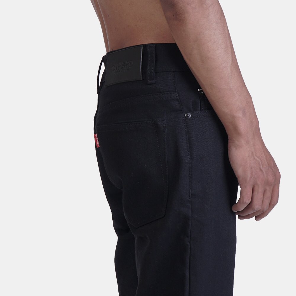 BLAKE
•13oz Black x Black Selvedge Denim
•Red Line Selvedge
•Hidden Rivet In Back Pocket
•Black Leather Patch Buffalo stamped.
.
*Free Keychain

Available
28, 30, 32, 34, 36
Price : Rp. 495.000
For info / order
Line : onwardskateco.
Sms/Wa : 081220068451