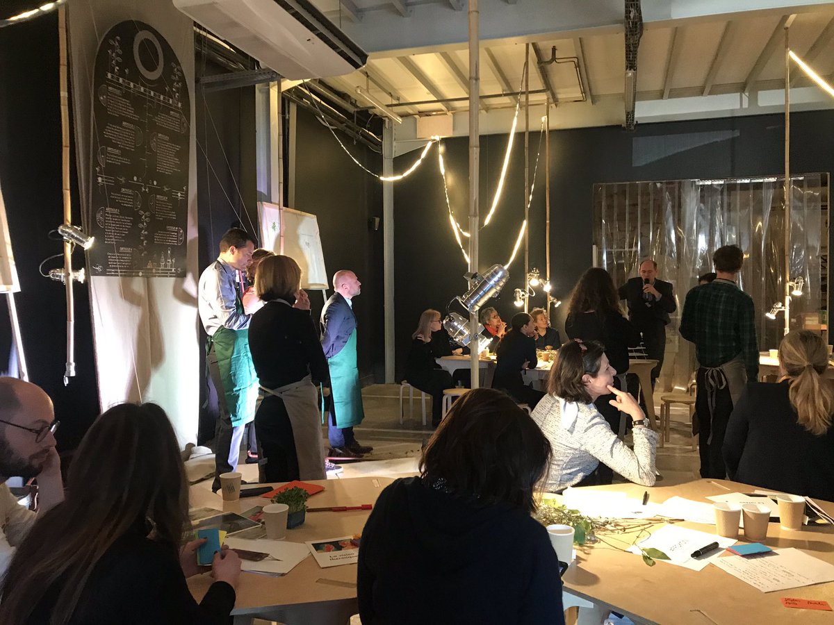 NathalieHUTTER's tweet photo. Ravie de participer au #ffokoni : #designfiction, paroles libres et #ateliers sensibles autour de l' #aliment #foodfiction https://t.co/c06jgJ55Hg