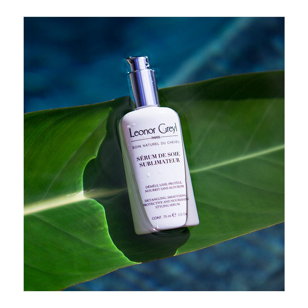 Para mantener a raya el encrespamiento, ¡no hay nada mejor que el Sérum de Soie Sublimateur! 

#LeonorGreyl #Serumdesoie #peinado #hairstyle #hair #cabello #encrespamiento