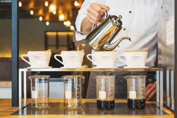 Did you know you can stay in a 5* hostal?  97 of the most outstanding #hostels in the #world <a href="/Hostelgeeks/">Hostelgeeks</a> ow.ly/L8PG30nRVs0