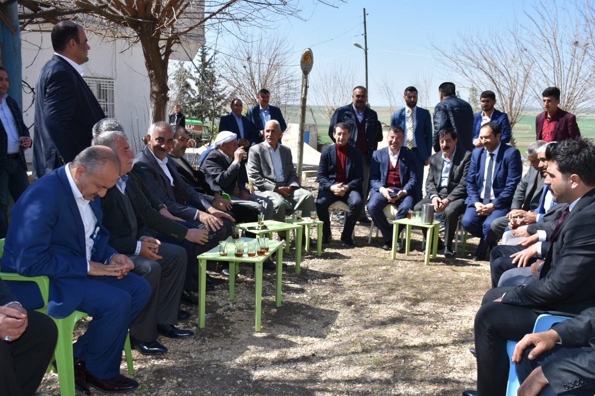 aslanalibayik's tweet photo. Milletvekilimiz Sn. @malicevheri İlçe Koortinatörümüz Sn. @Karacabey1972 ve İlçe Başkanımız Sn.@mustafa_cidir ile meclis üyesi adayı arkadaşlarımızla Arcabulak kırsal mahallesi sakinleriyle bir araya geldik. Destek ve dualarıyla bizleri onurlandıran Arcabulak'a teşekkürler. https://t.co/csuLX6JFjr