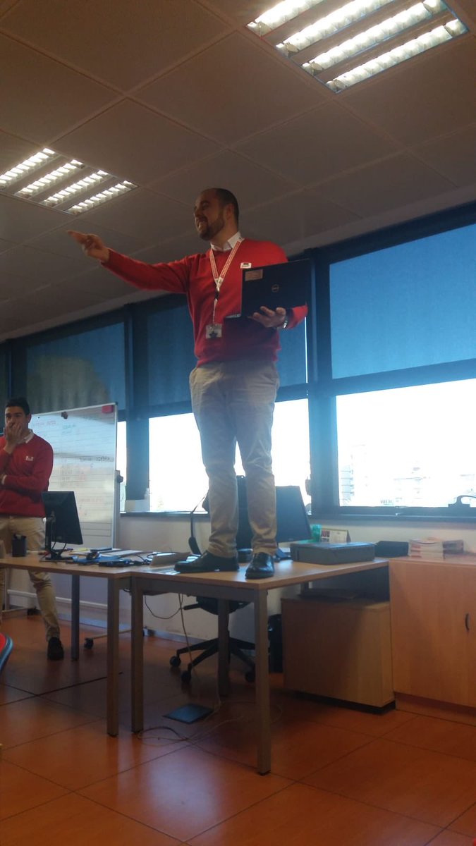 Nuria_SDGranada's tweet photo. Oh, CAPITÁN,MI CAPITÁN ⁦@SecuritasDirect⁩ https://t.co/ATZB26p7HY