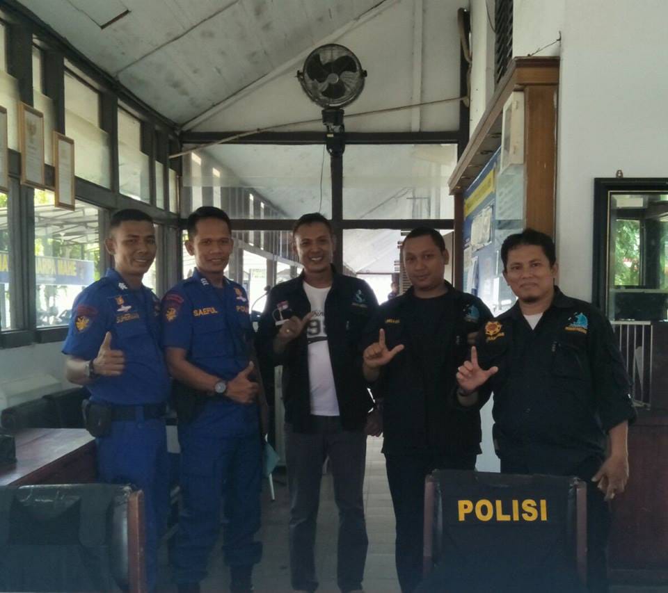 Polisi pengayom masyarakat #polisiDukung02