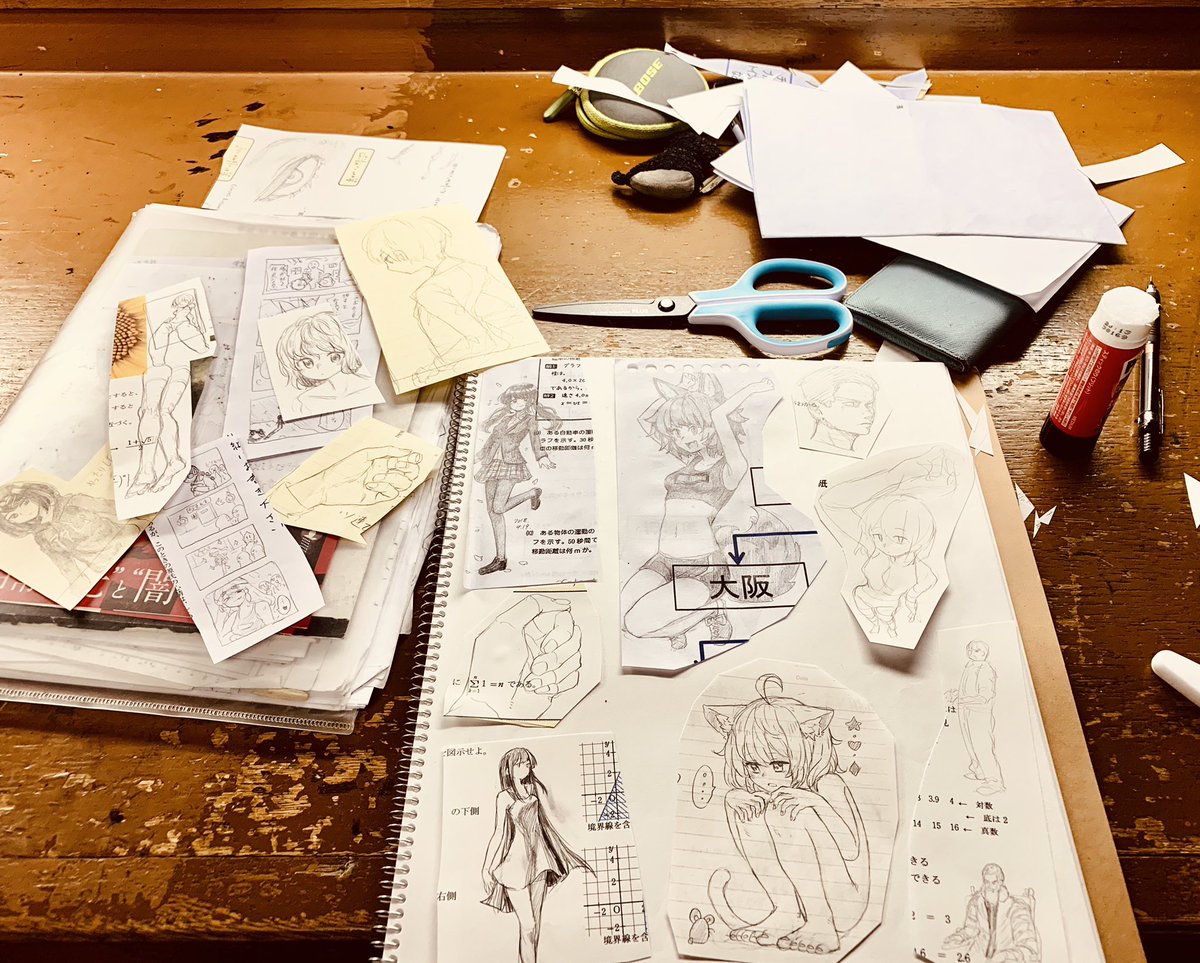 この一年間プリントと教科書の上で描いた落書きを切り取ってまとめました。
いい卒業記念になりますように。 