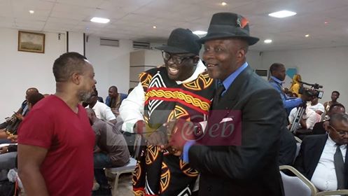 CRTV_web's tweet photo. #AdnaProject :
Du beau monde, des personnalités politiques, des hommes et des femmes de médias étaient présents à Douala ce 20 Mars pour la sortie de l'album Adna (Roger, Final D, Andy Jemea et Armand Biyag). https://t.co/fhBJgcApJl