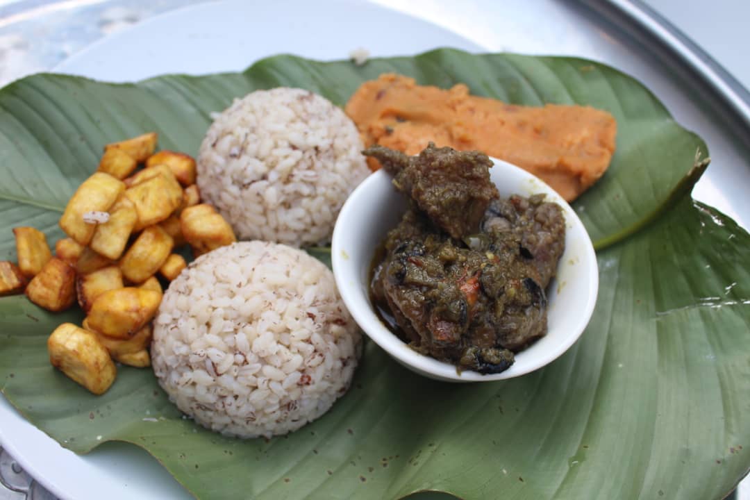 ewasconcept's tweet photo. Ofada on point....
Lets cater to your events https://t.co/icOs7x2HmD
