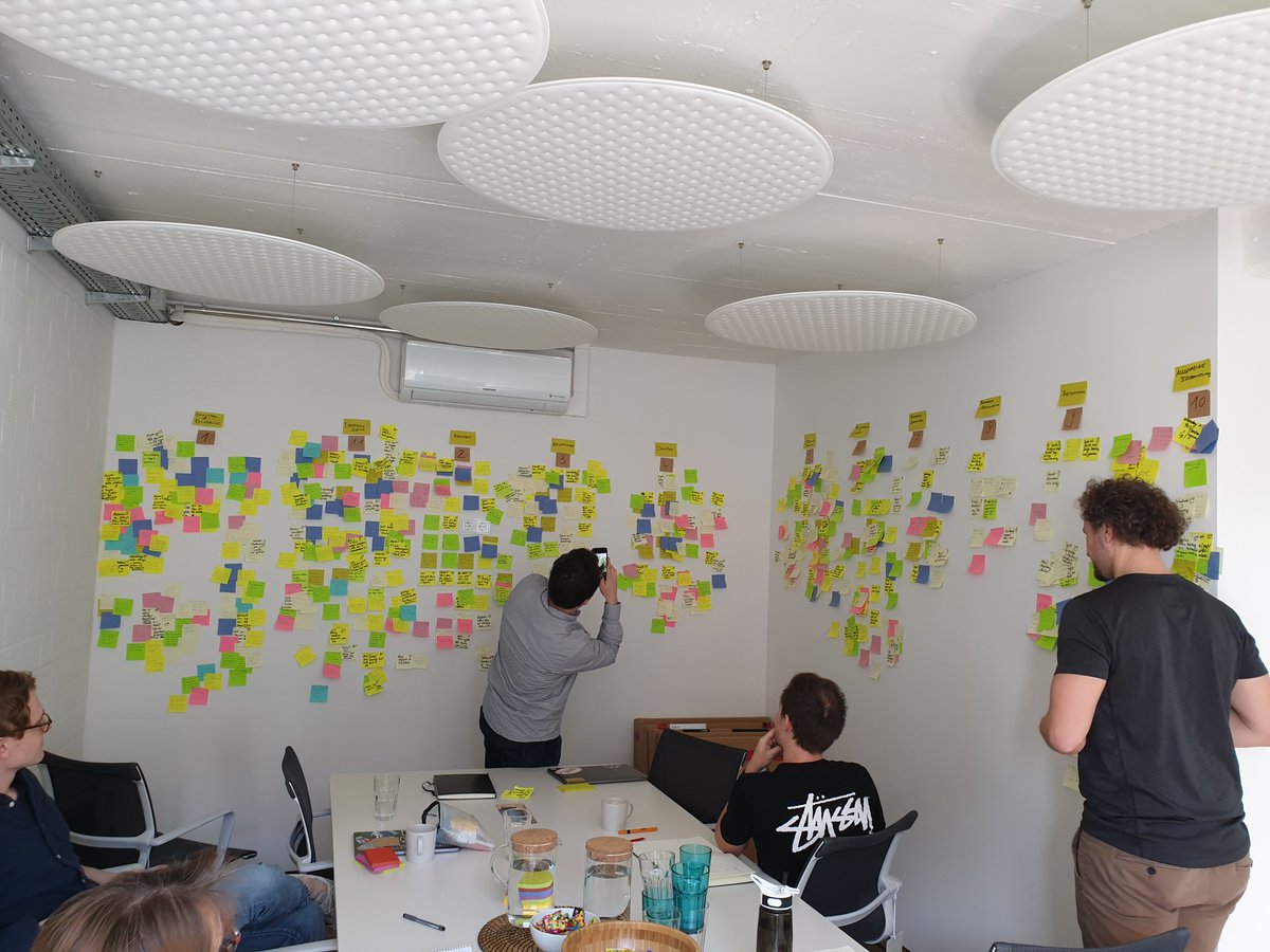 Bei uns im Office ist heute Kreativ-Tag! Was ist heute Euer Fokus? #letspostit #creativethinking #designthinking #freeyou #fahrradversicherung #becreative