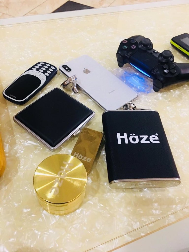 hazepapers's tweet photo. Join the #hazegang .
Visit website, DM or Call/WhatsApp: 08140266322.. Delivery available nationwide.
.
. .
#hazepapers #rollwithhaze #hazeaccessories #hazegrinder #hazelighter https://t.co/P3UL7GP2hk