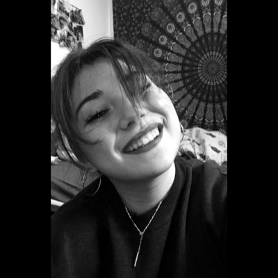 SSalvyna's tweet photo. #NouvellePhotoDeProfil https://t.co/b75Wfaly4H