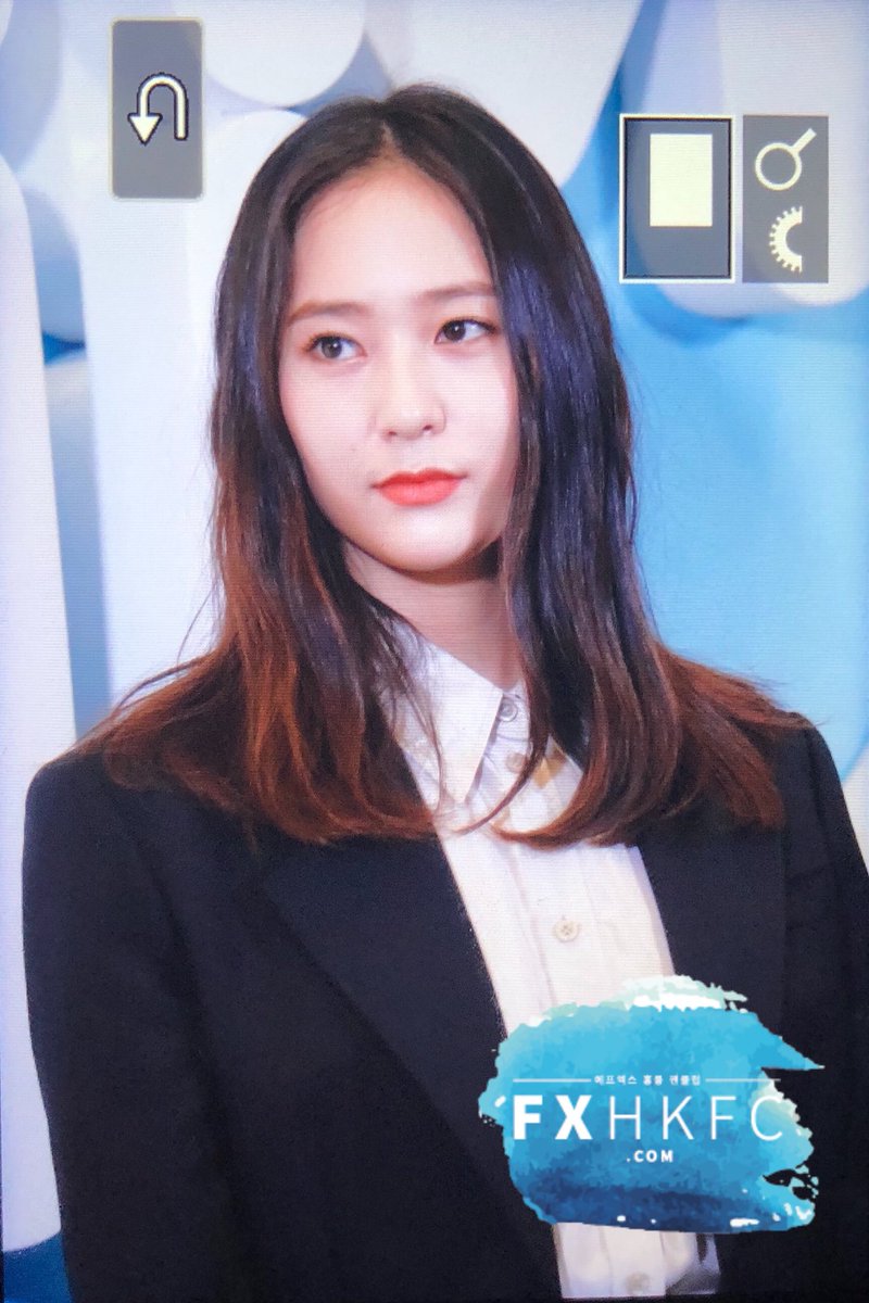 f(x) Hong Kong tweet media